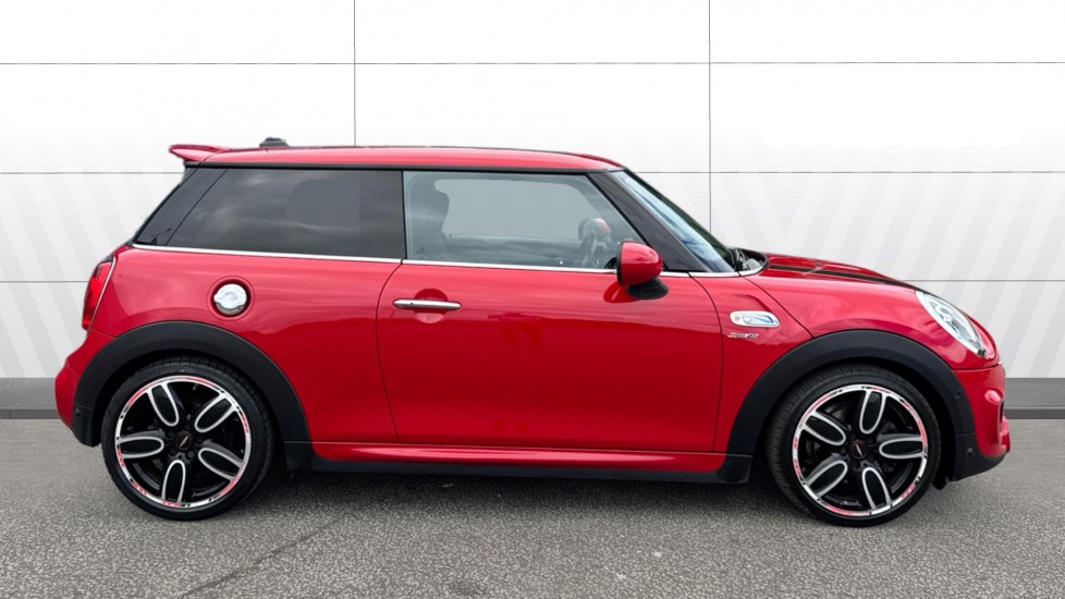 MINI Hatchback 2.0 Cooper S D 3dr Auto Diesel Hatchback - Image 5