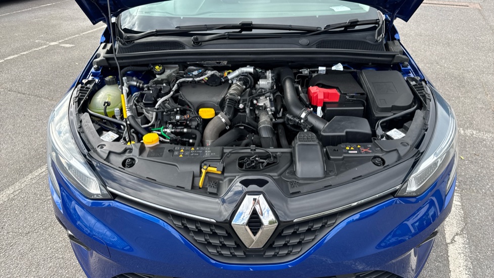 Renault Clio 1.5 dCi 85 Iconic 5dr Diesel Hatchback - Image 8