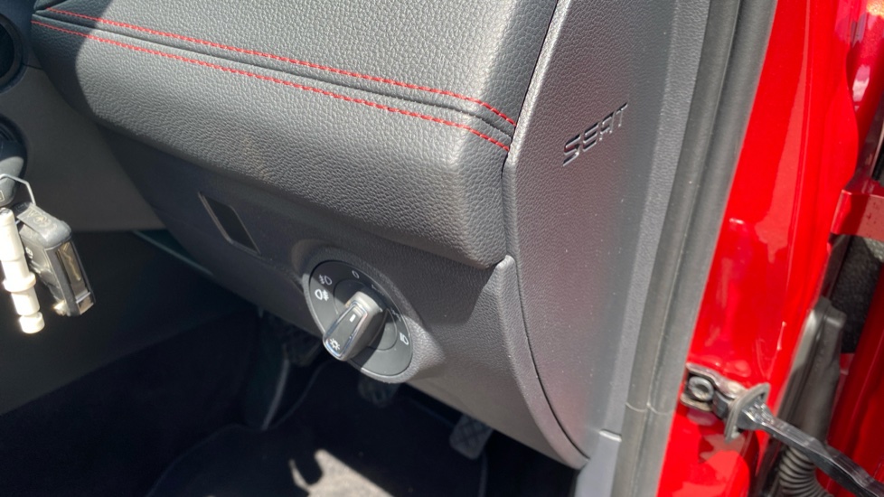 SEAT Arona 1.0 TSI 110 FR Red Edition 5dr Petrol Hatchback - Image 43