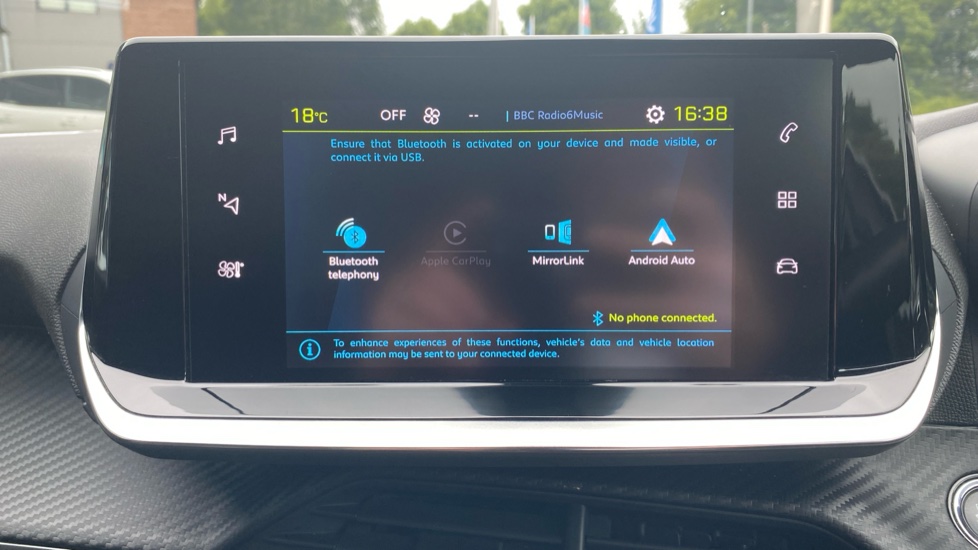 Peugeot 2008 100kW Active Premium+ 50kWh 5dr Auto Electric Estate - Image 29