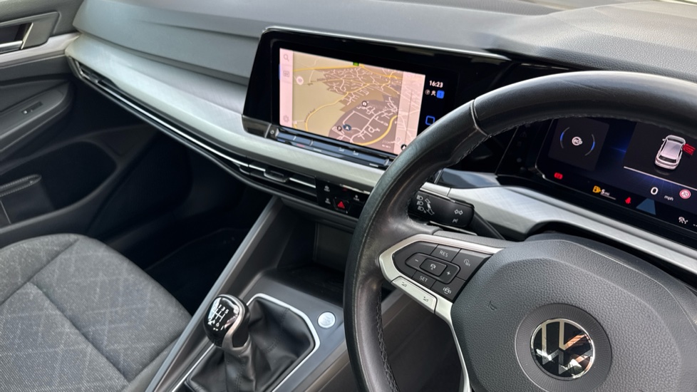 Volkswagen Golf 1.5 TSI Life 5dr Petrol Hatchback - Image 14