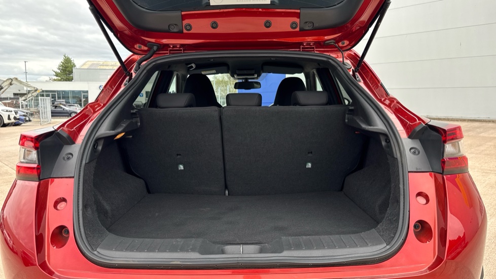Nissan Juke 1.0 DiG-T 114 N-Connecta 5dr DCT Petrol Hatchback - Image 4