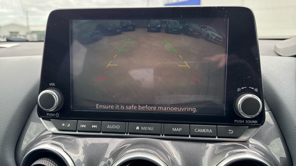 Nissan Juke 1.0 DiG-T 114 N-Connecta 5dr DCT Petrol Hatchback - Image 23