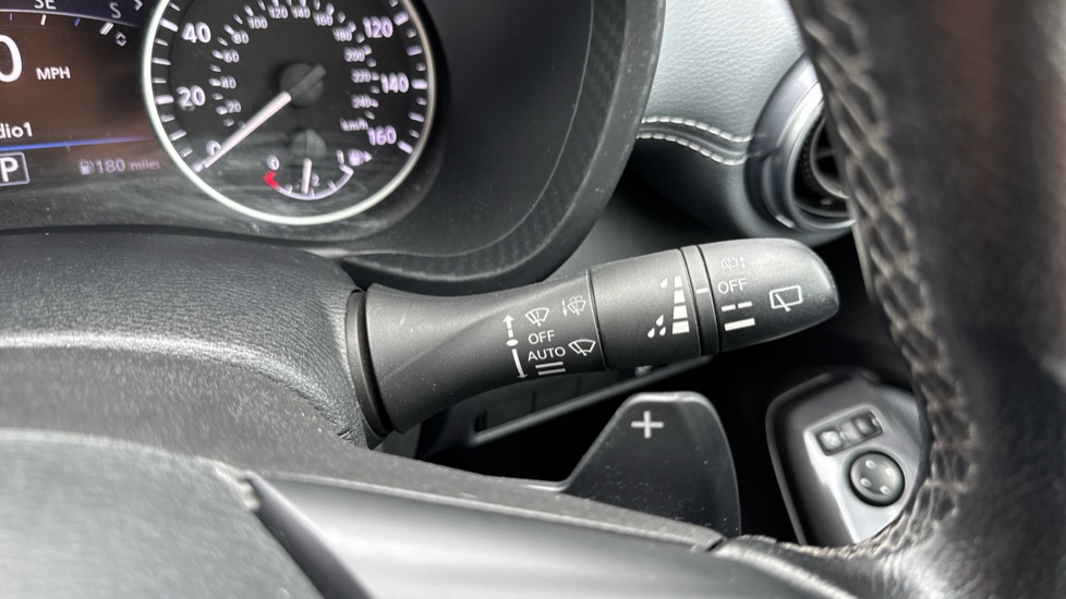 Nissan Juke 1.0 DiG-T 114 N-Connecta 5dr DCT Petrol Hatchback - Image 29