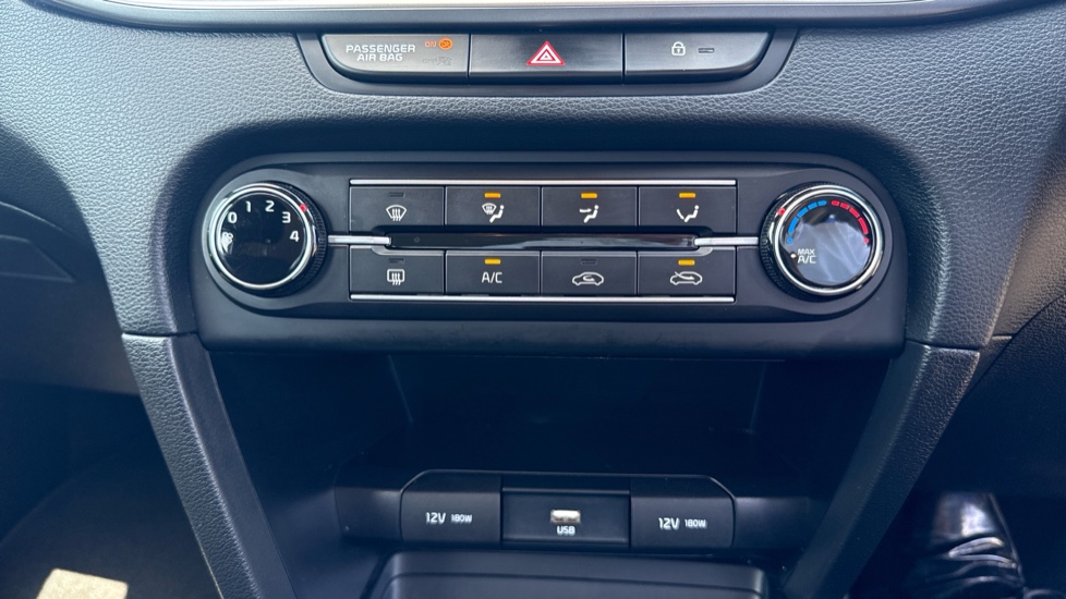 Kia Ceed 1.0T GDi ISG 2 5dr Petrol Hatchback - Image 23