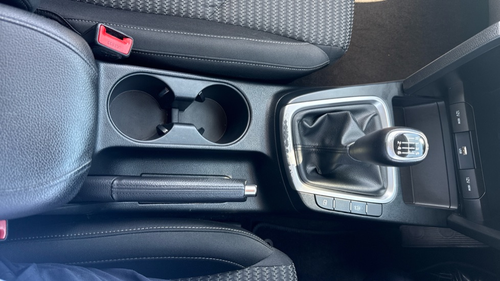 Kia Ceed 1.0T GDi ISG 2 5dr Petrol Hatchback - Image 37
