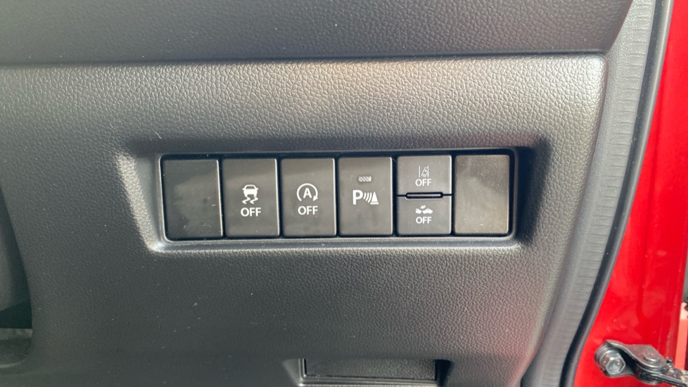 Suzuki Swift 1.2 Dualjet 83 12V Hybrid SZ-T 5dr Petrol Hatchback - Image 26