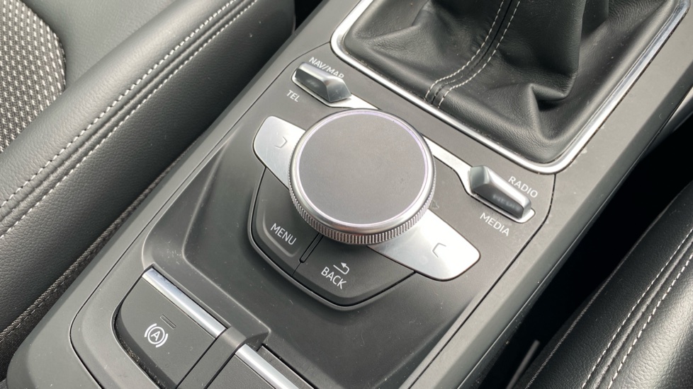 Audi Q2 35 TFSI S Line 5dr Petrol Estate - Image 32