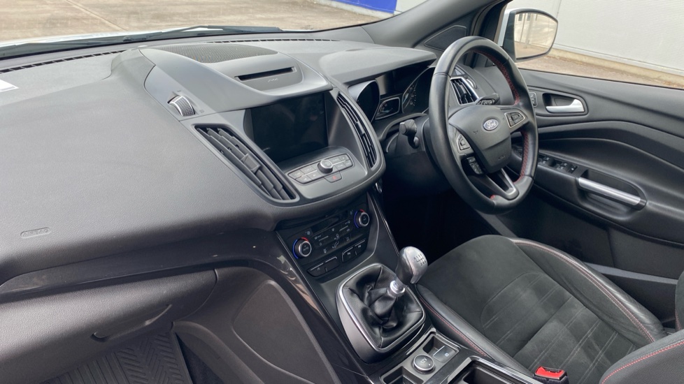 Ford Kuga 1.5 TDCi ST-Line 5dr 2WD Diesel Estate - Image 9