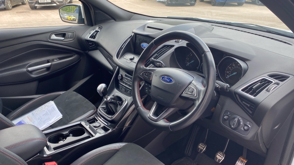 Ford Kuga 1.5 TDCi ST-Line 5dr 2WD Diesel Estate - Image 11