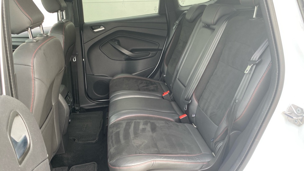 Ford Kuga 1.5 TDCi ST-Line 5dr 2WD Diesel Estate - Image 16