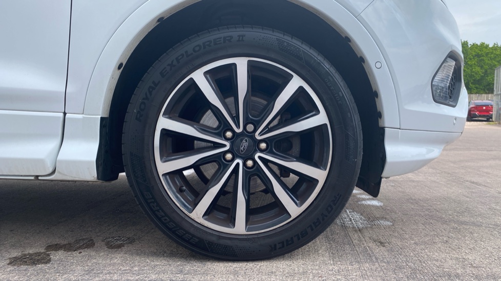 Ford Kuga 1.5 TDCi ST-Line 5dr 2WD Diesel Estate - Image 23