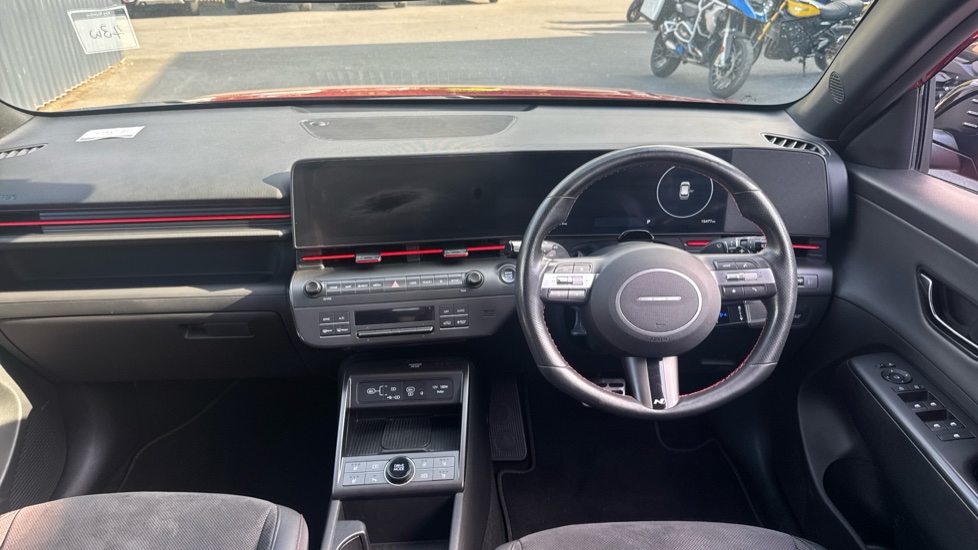 Hyundai KONA 1.6 GDi Hybrid N Line S 5dr DCT Hybrid Hatchback - Image 10