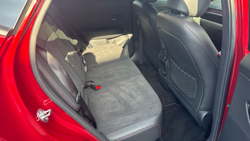 Hyundai KONA 1.6 GDi Hybrid N Line S 5dr DCT Hybrid Hatchback - Image 16