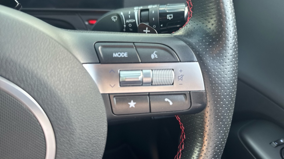 Hyundai KONA 1.6 GDi Hybrid N Line S 5dr DCT Hybrid Hatchback - Image 32