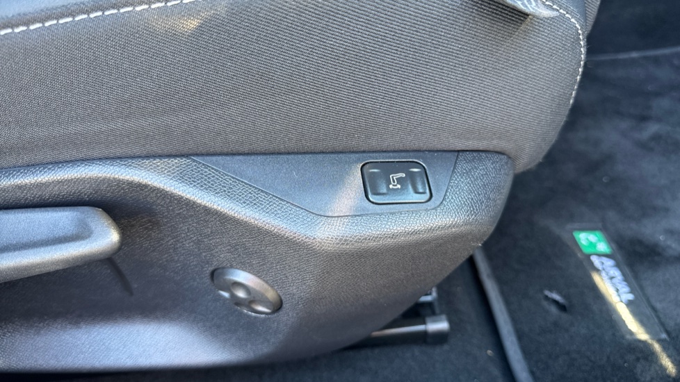 Vauxhall Astra 1.2 Turbo 130 GS 5dr Auto Petrol Hatchback - Image 42