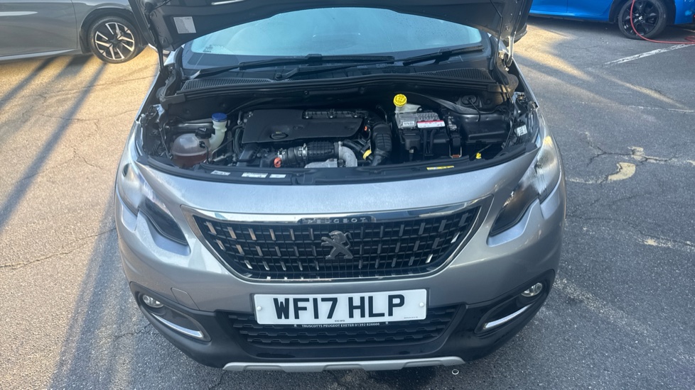 Peugeot 2008 1.6 BlueHDi 120 Allure 5dr Diesel Estate - Image 8