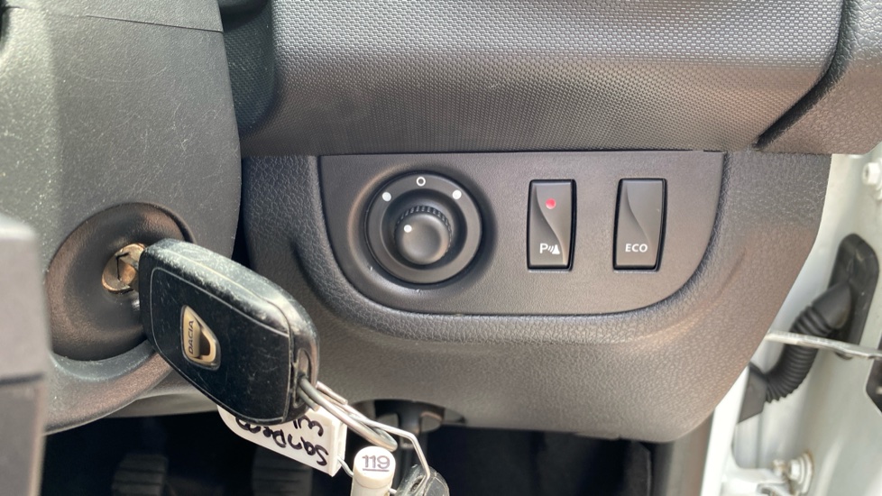 Dacia Sandero Stepway 0.9 TCe SE Twenty 5dr Petrol Hatchback - Image 25