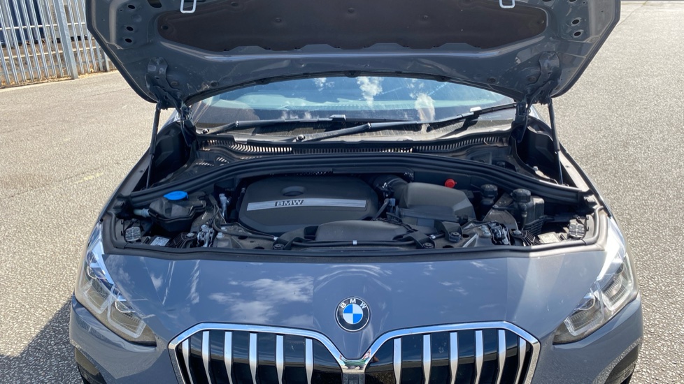 BMW 2 Series 220i MHT M Sport 5dr DCT Petrol Hatchback - Image 8