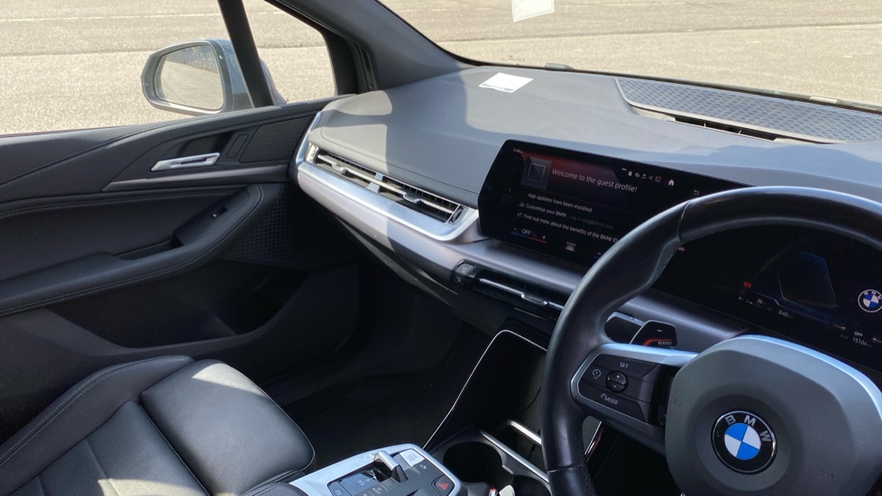 BMW 2 Series 220i MHT M Sport 5dr DCT Petrol Hatchback - Image 14