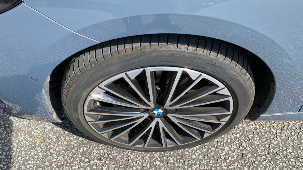 BMW 2 Series 220i MHT M Sport 5dr DCT Petrol Hatchback - Image 24