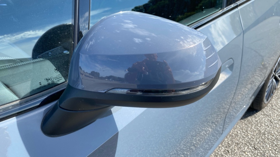 BMW 2 Series 220i MHT M Sport 5dr DCT Petrol Hatchback - Image 26
