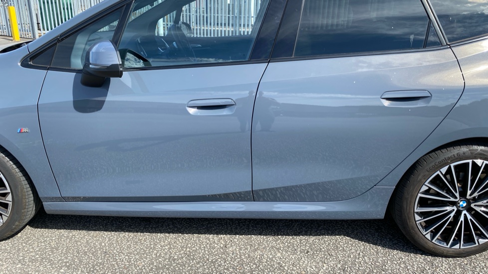BMW 2 Series 220i MHT M Sport 5dr DCT Petrol Hatchback - Image 27