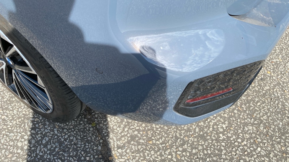 BMW 2 Series 220i MHT M Sport 5dr DCT Petrol Hatchback - Image 31