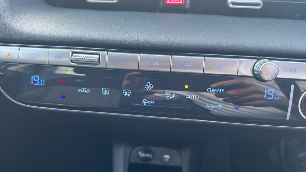 Hyundai IONIQ 5 160kW Premium 73 kWh 5dr Auto Electric Hatchback - Image 21