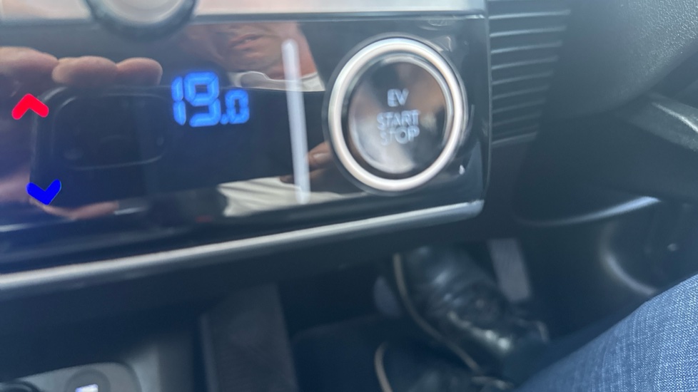 Hyundai IONIQ 5 160kW Premium 73 kWh 5dr Auto Electric Hatchback - Image 36
