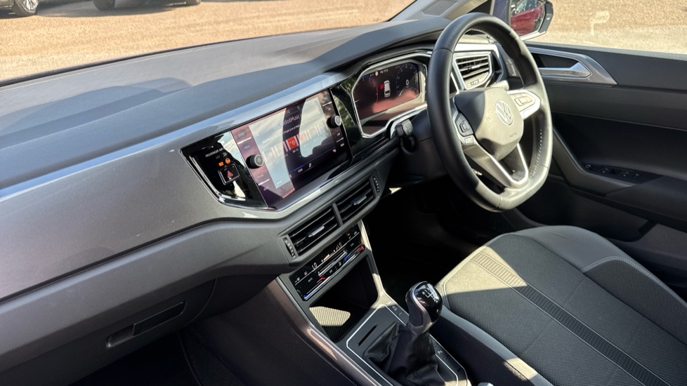 Volkswagen Polo 1.0 TSI Style 5dr Petrol Hatchback - Image 9