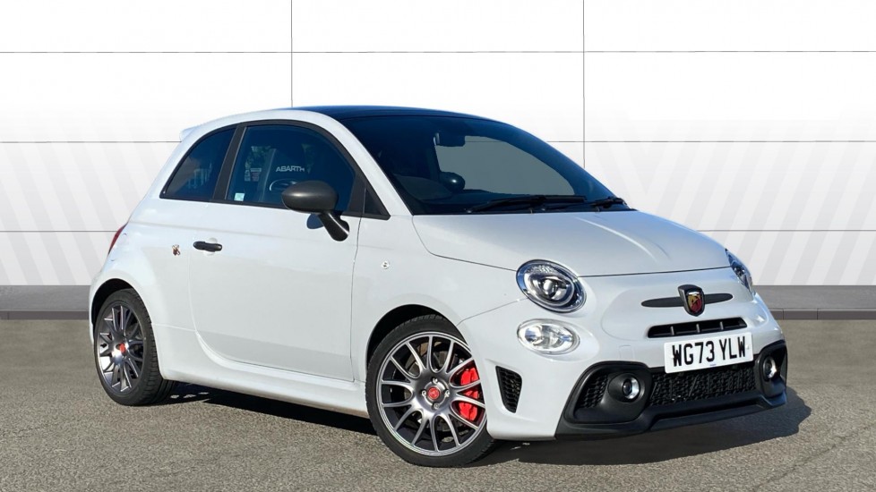 Abarth 695 2023