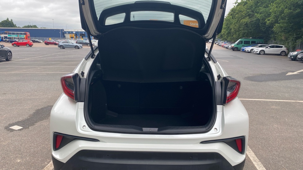 Toyota C-HR 1.8 Hybrid Excel 5dr CVT [Leather] Hybrid Hatchback - Image 4