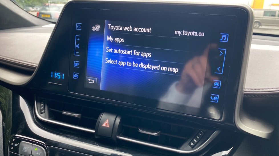Toyota C-HR 1.8 Hybrid Excel 5dr CVT [Leather] Hybrid Hatchback - Image 84