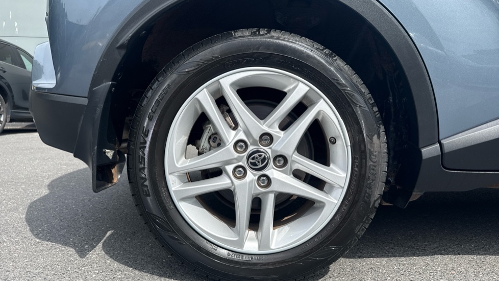 Toyota C-HR 1.8 Hybrid Icon 5dr CVT Hybrid Hatchback - Image 7