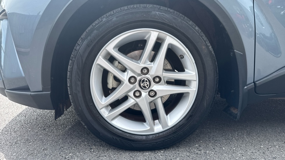 Toyota C-HR 1.8 Hybrid Icon 5dr CVT Hybrid Hatchback - Image 36