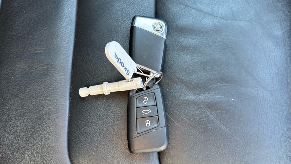 Skoda Kodiaq 2.0 TDI Edition 5dr DSG Diesel Estate - Image 20