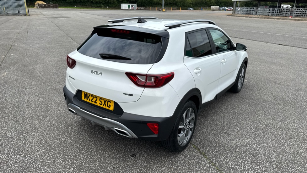 Kia Stonic 1.0T GDi 48V GT-Line 5dr Petrol Estate - Image 38