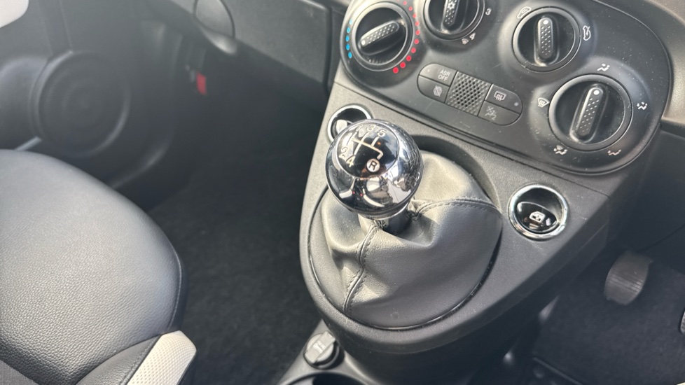 Fiat 500 1.2 S 3dr Petrol Hatchback - Image 13