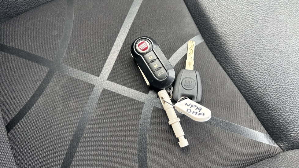 Fiat 500 1.2 S 3dr Petrol Hatchback - Image 20