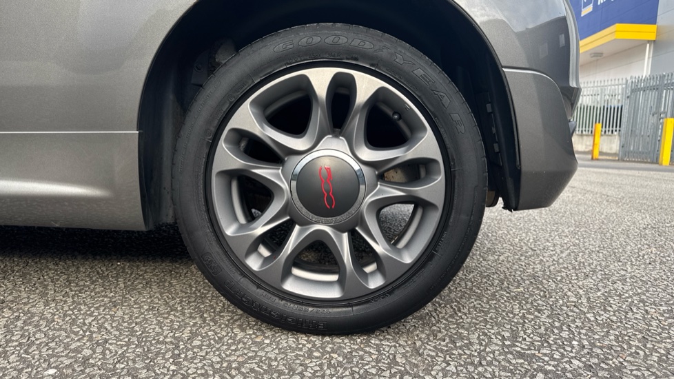 Fiat 500 1.2 S 3dr Petrol Hatchback - Image 25