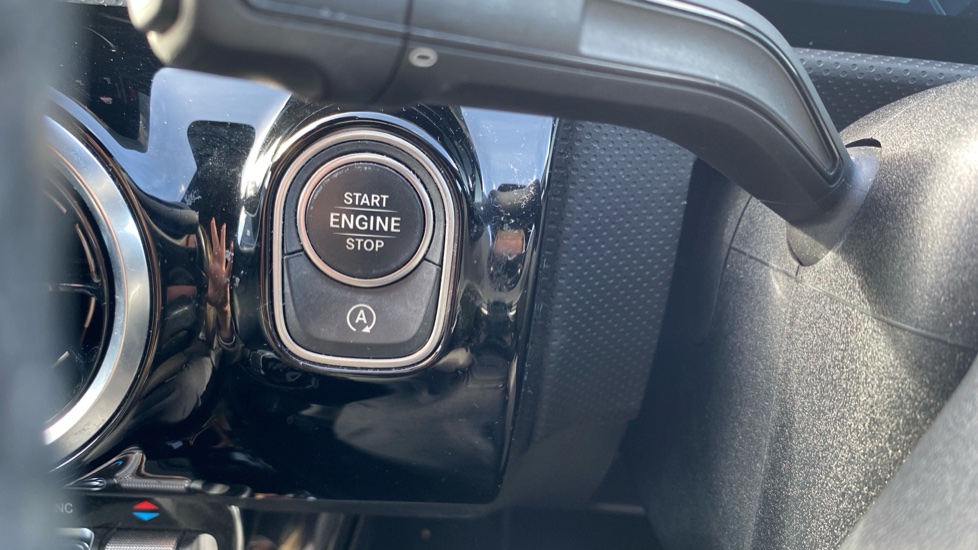 Mercedes-Benz CLA 180 AMG Line 4dr Tip Auto Petrol Saloon - Image 38