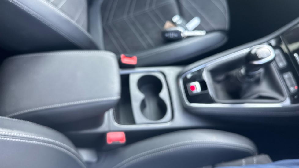 Vauxhall Grandland 1.2 Turbo Ultimate 5dr Petrol Hatchback - Image 33