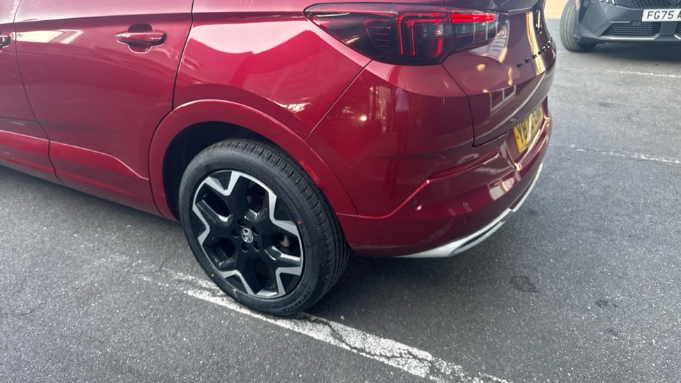 Vauxhall Grandland 1.2 Turbo Ultimate 5dr Petrol Hatchback - Image 41
