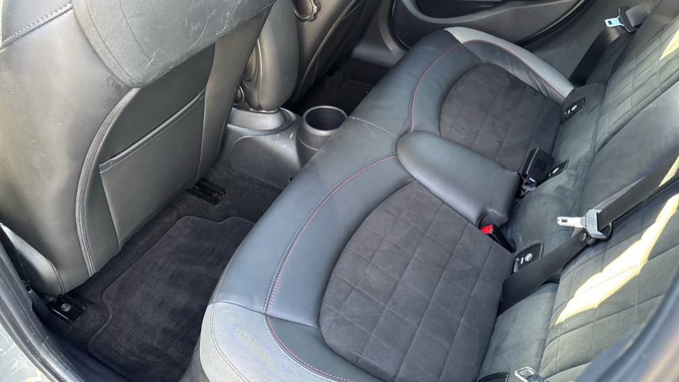 MINI Hatchback 2.0 Cooper S Sport II 5dr Auto Petrol Hatchback - Image 16