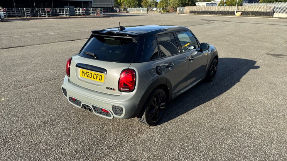 MINI Hatchback 2.0 Cooper S Sport II 5dr Auto Petrol Hatchback - Image 37