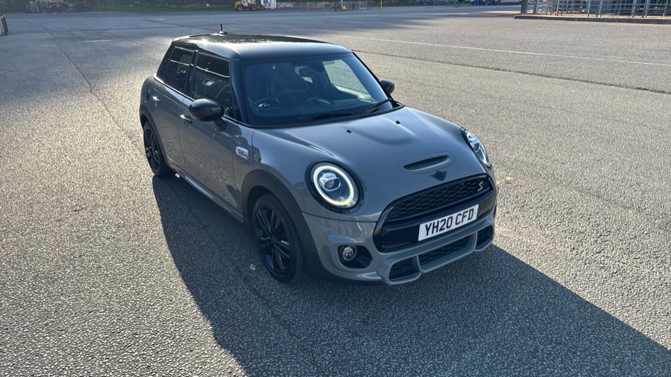 MINI Hatchback 2.0 Cooper S Sport II 5dr Auto Petrol Hatchback - Image 38