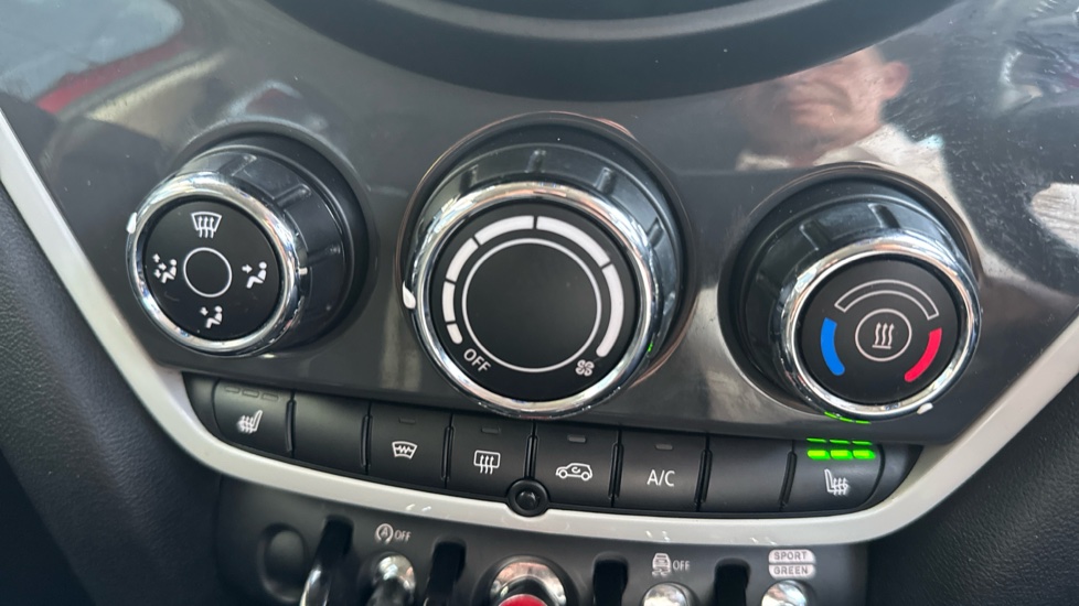 MINI Countryman 2.0 Cooper S 5dr Petrol Hatchback - Image 27