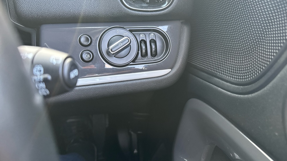 MINI Countryman 2.0 Cooper S 5dr Petrol Hatchback - Image 35