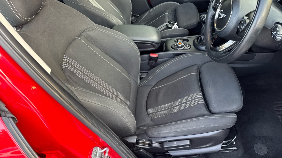 MINI Countryman 2.0 Cooper S 5dr Petrol Hatchback - Image 39